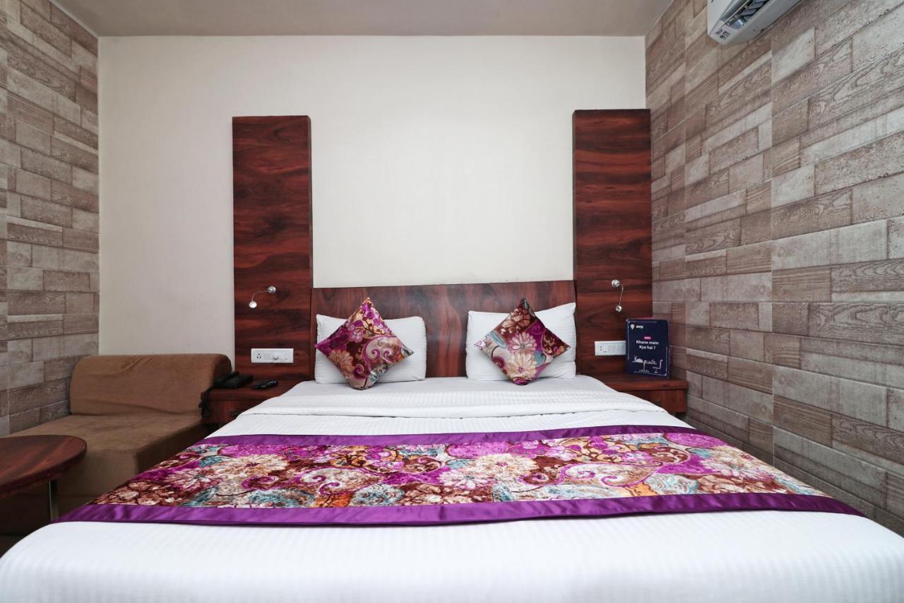 Hotel Deep Kanpur Eksteriør billede