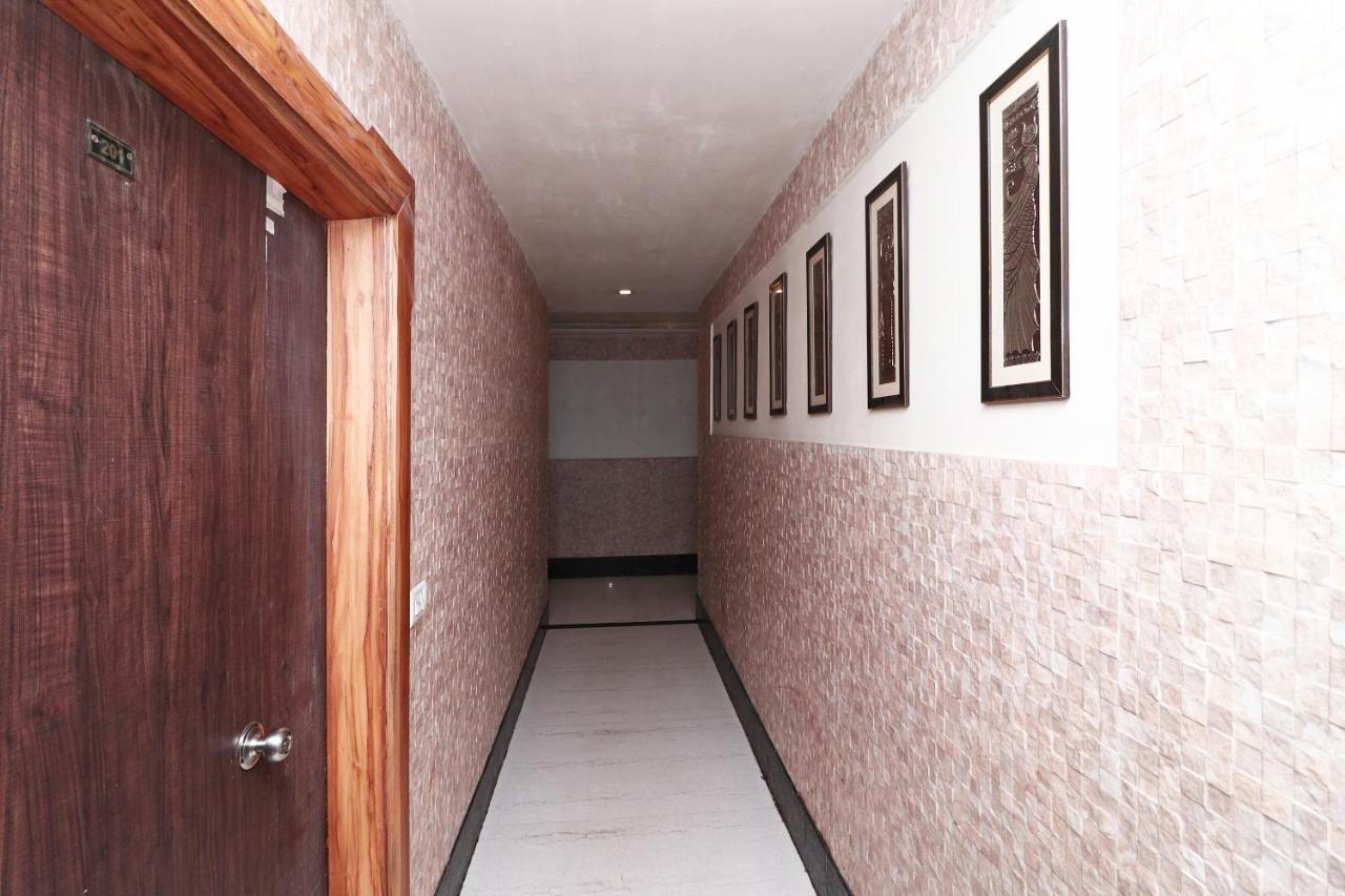 Hotel Deep Kanpur Eksteriør billede