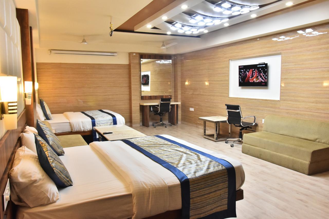 Hotel Deep Kanpur Eksteriør billede