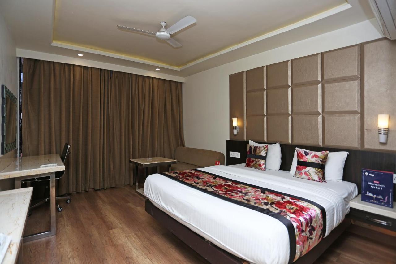 Hotel Deep Kanpur Eksteriør billede